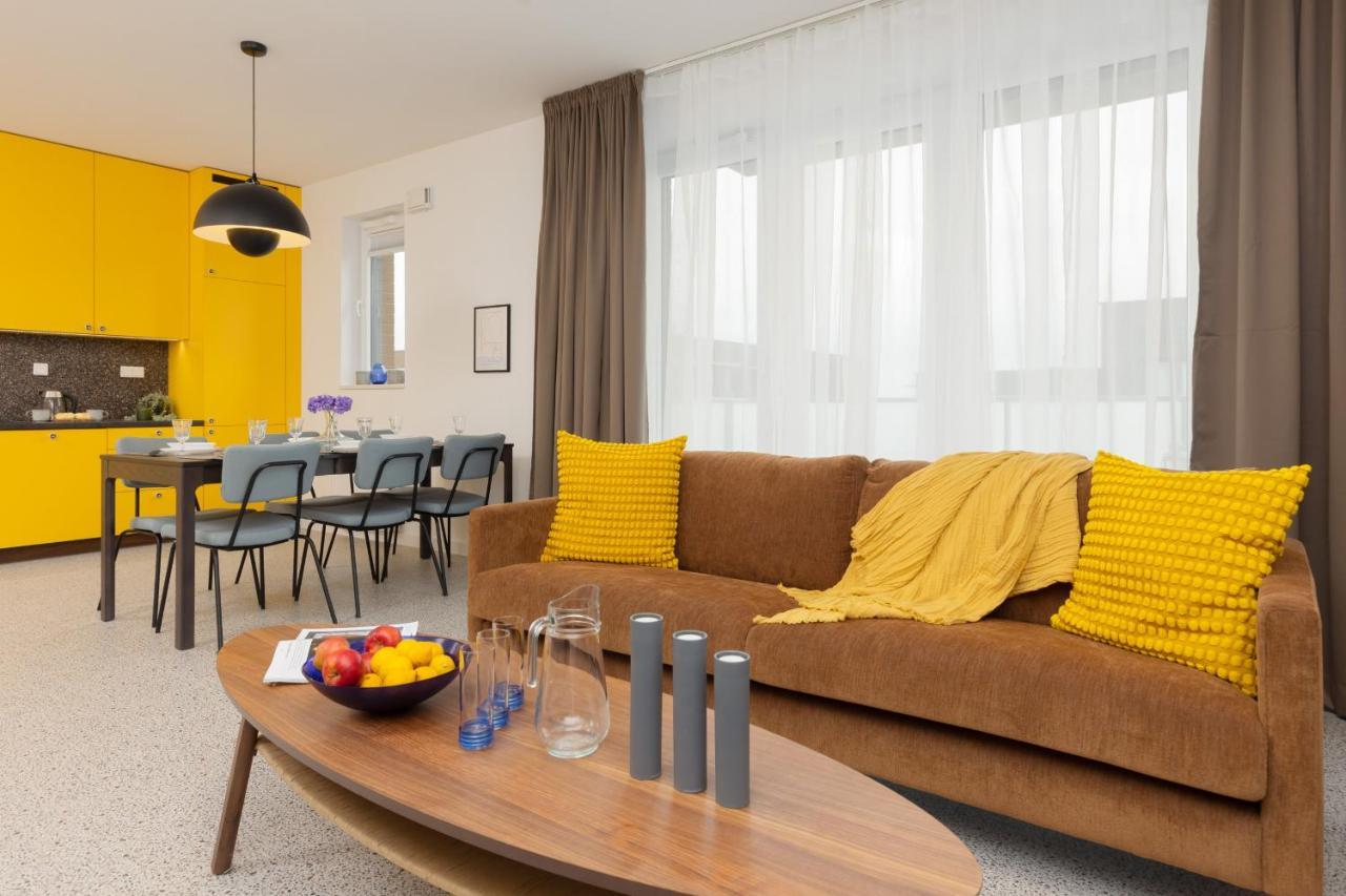 Trendy & Spacious 3-Room Apartament Warsaw Wilanow By Noclegi Renters Bagian luar foto