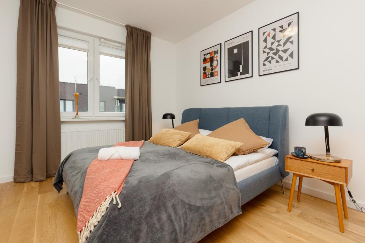 Trendy & Spacious 3-Room Apartament Warsaw Wilanow By Noclegi Renters Bagian luar foto