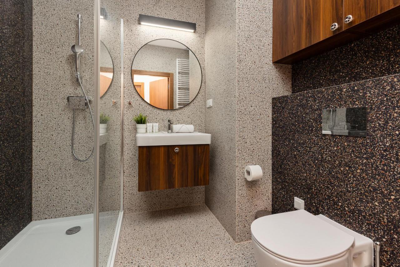 Trendy & Spacious 3-Room Apartament Warsaw Wilanow By Noclegi Renters Bagian luar foto